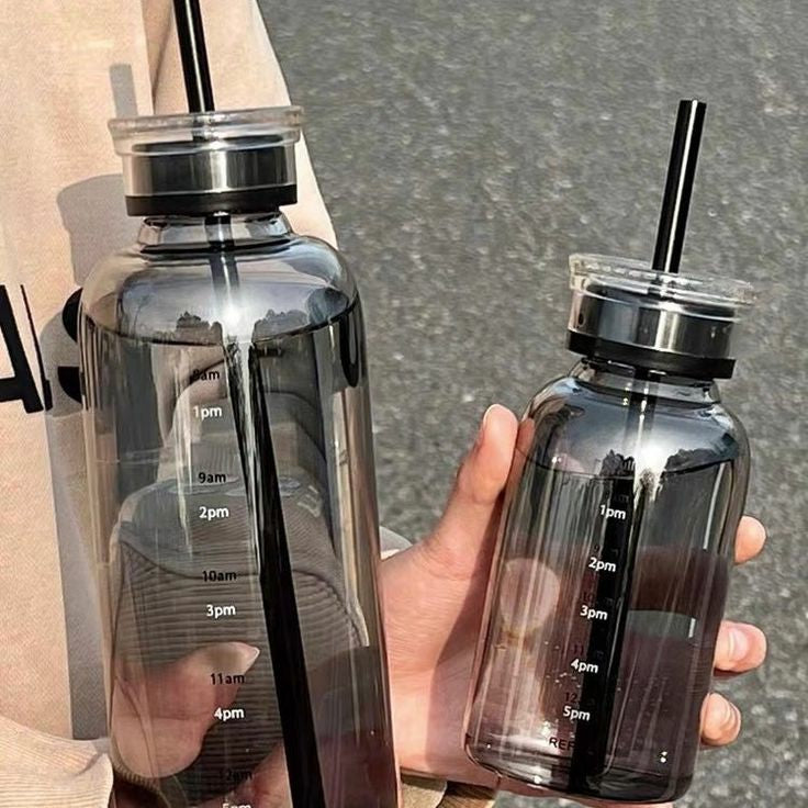 Transparent glass water bottle customizable