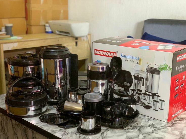 26 pieces cookware set and kitchen utensil set