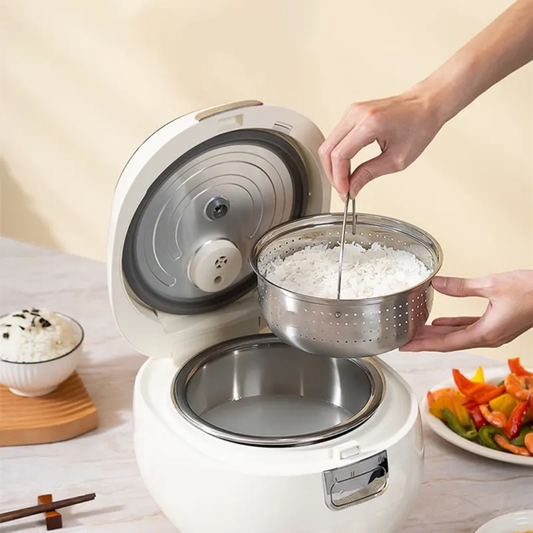 Medium capacity rice cooker