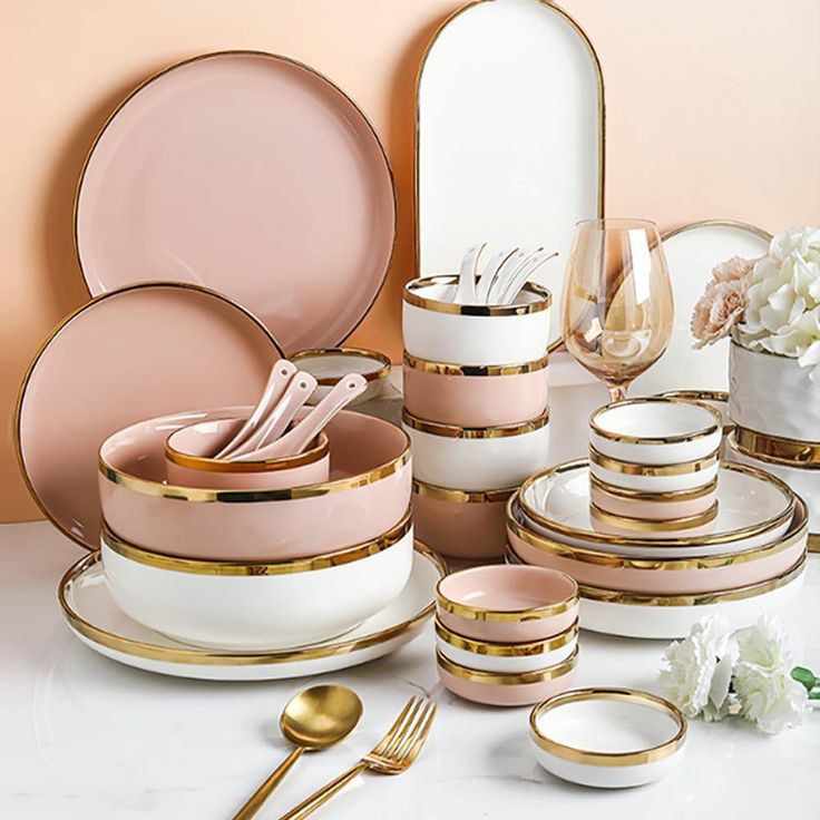 Luxury ceramic dinner plates and cookware