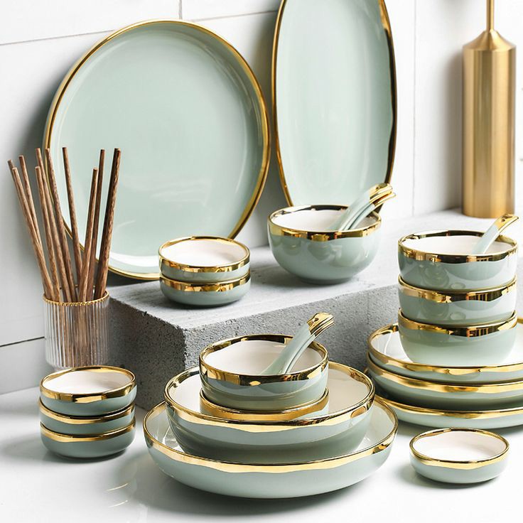 Luxury ceramic dinner plates and cookware