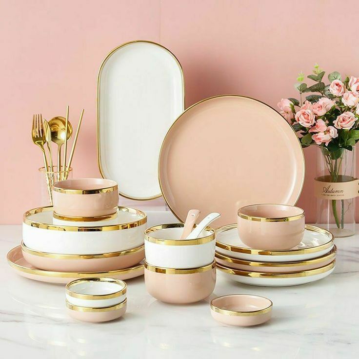 Luxury ceramic dinner plates and cookware